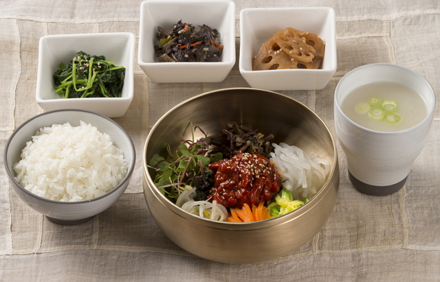 육회비빔밥 이미지