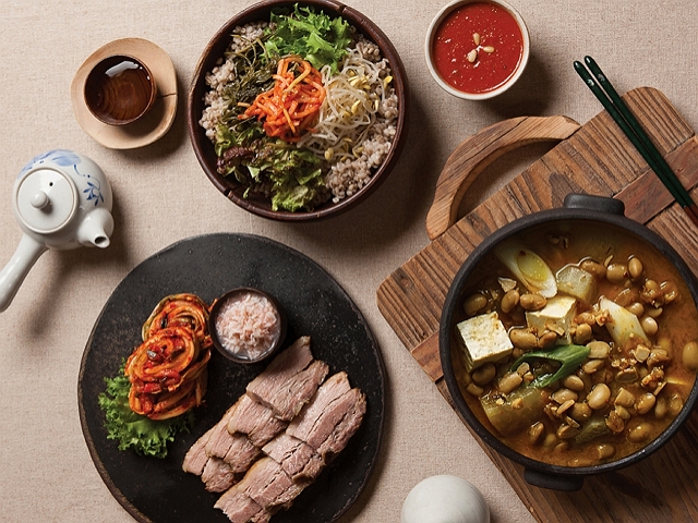 보리밥 보쌈 한상 이미지