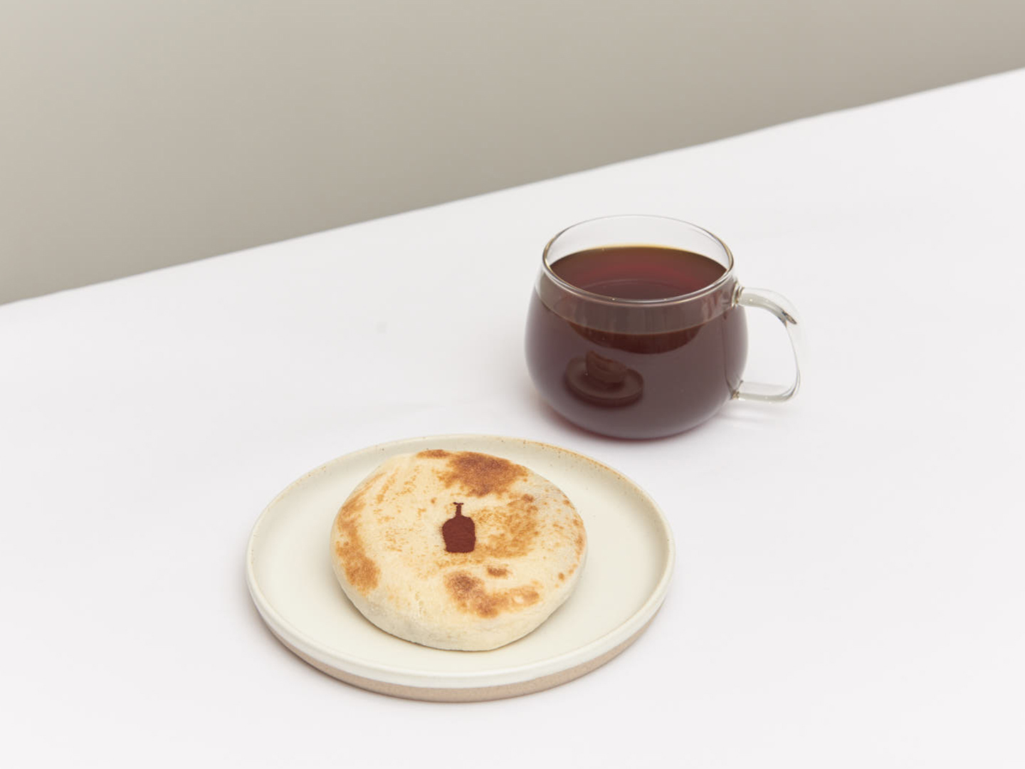 맛있는 커피로 세상을 연결하는 믿음으로 카페를 찾는 손님들과 즐거운 경험을 만들어가고 있는 스페셜티 커피 브랜드